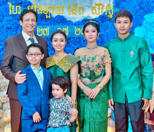 Family at Wedding